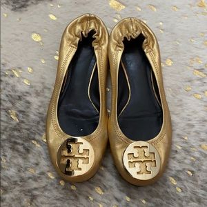 Tory Burch Minnie metallic leather flat size 6.5